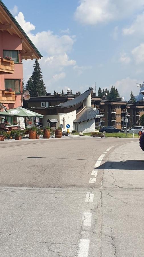 Groste Carlo Magno B Madonna di Campiglio
